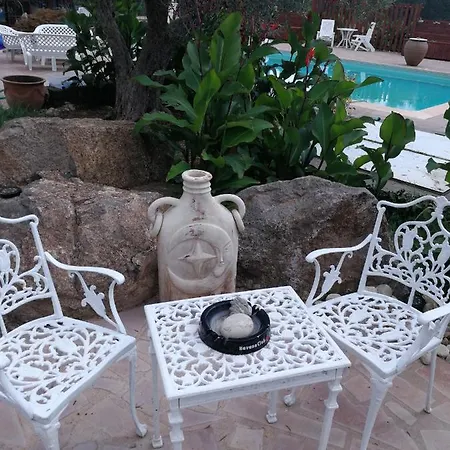 Bed & Breakfast Eb *