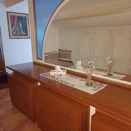 Bed & Breakfast Eb *