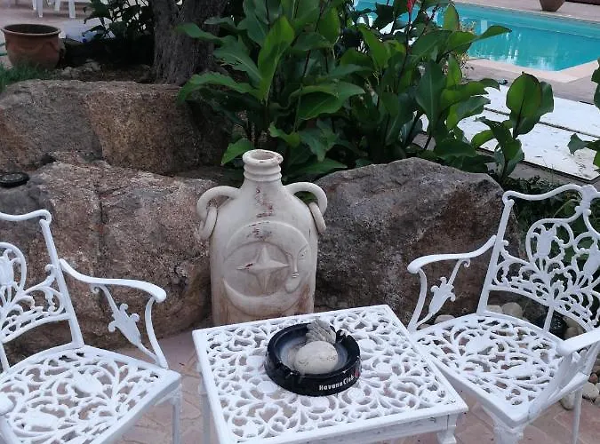 فندق مبيت وإفطار Eb 3*